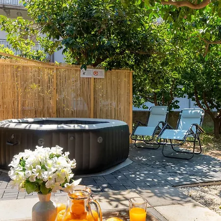 L'arancio E I Pesci Rossi Apartment Calatabiano